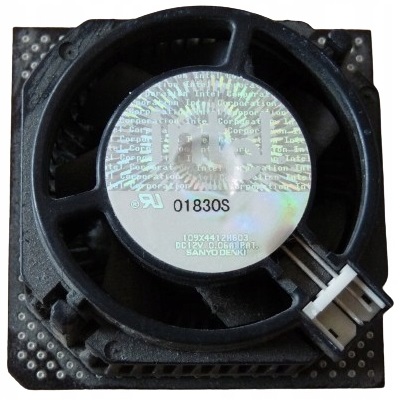 Prosessori Intel Pentium MMX 200 Socket 7 Boxed