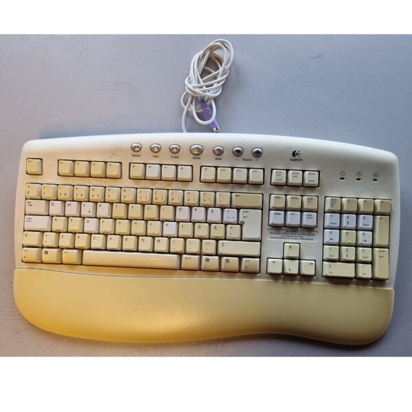 Logitech Internet PS2 näppäimistö Beige