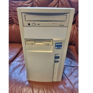 Retrokone Systech 200 MMX Windows 95